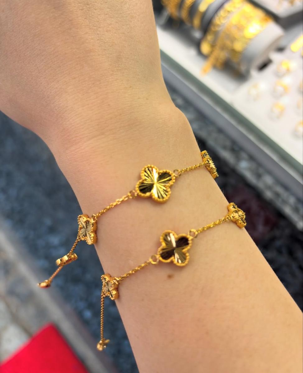 Yeni Yonca bileklik model